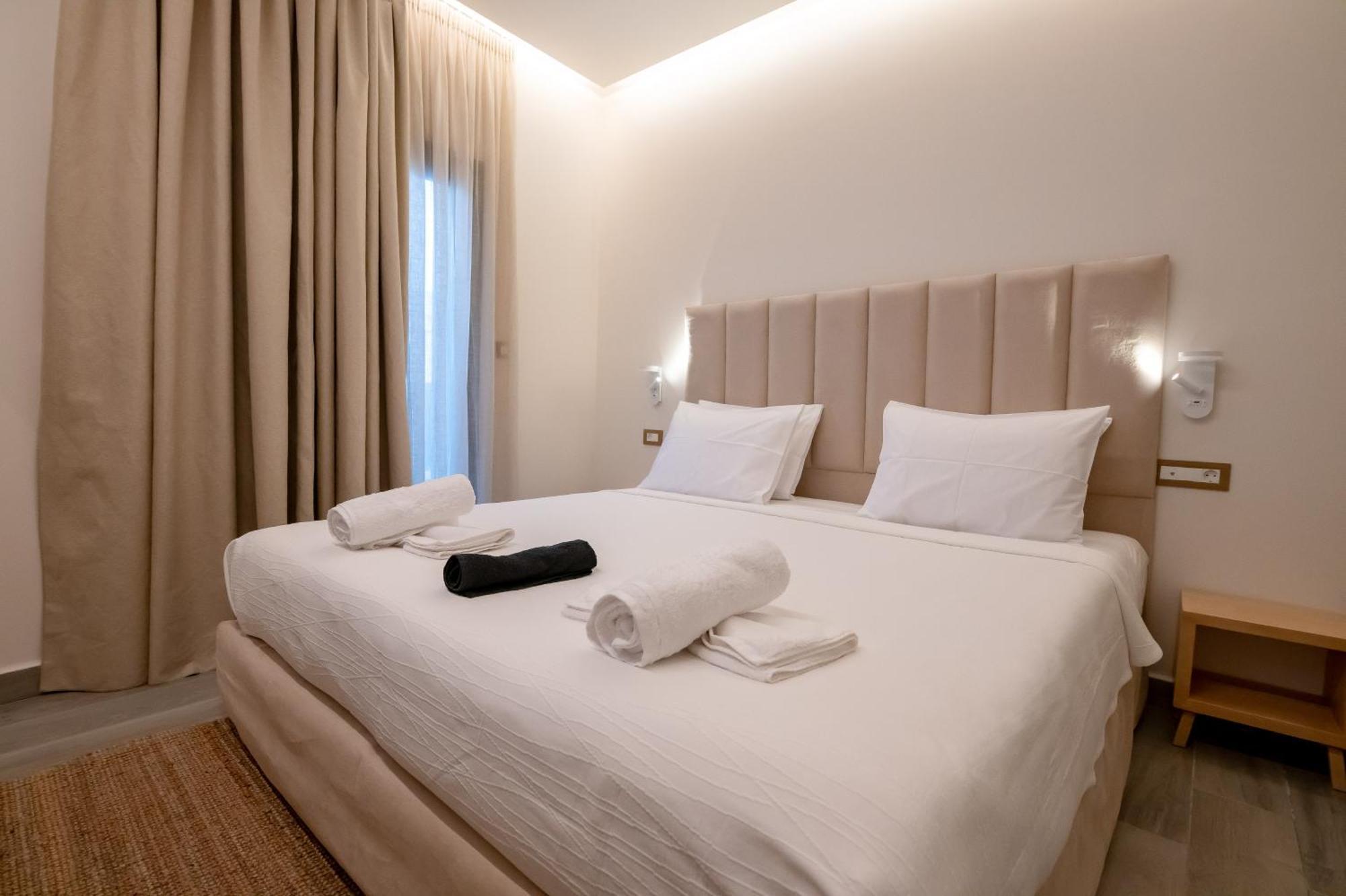 Ocean 11 Hotel สเกียธอสทาวน์ ภายนอก รูปภาพ